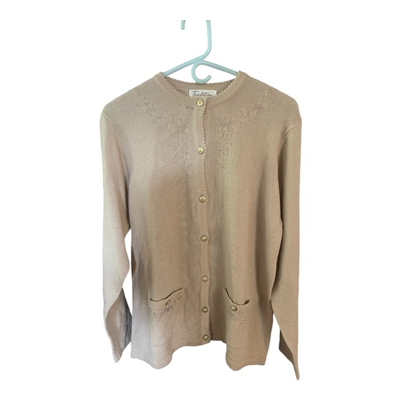 Vintage Tradition  Ivory women Beaded Cardigan Gold Button Up Sweater Sz Large - Picture 2 of 12